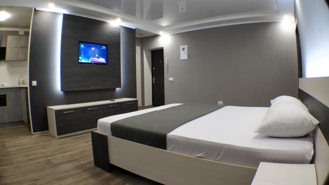 Двухкомнатный Люкс Центр Металлургов 19 Kr Apartments Kryvyi Rih Exterior photo